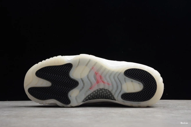 Bmlin Shoes 11 Snake Jordan Light SE Air CD6846-002 Low Bone 0812